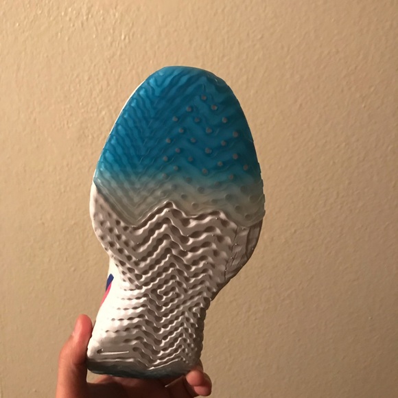 Nike white color size 8 US women - Picture 5 of 6